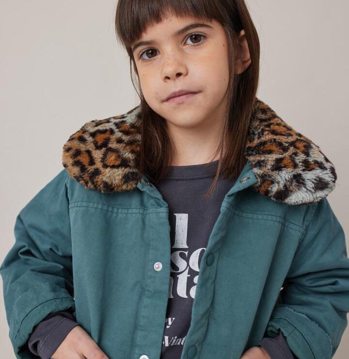 ABRIGO CUELLO ANIMAL PRINT VERDE TOCOTO VINTAGE