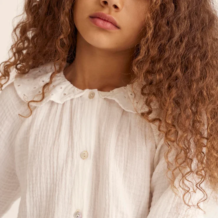 BLUSA CUELLO TEXTURA SUAVE