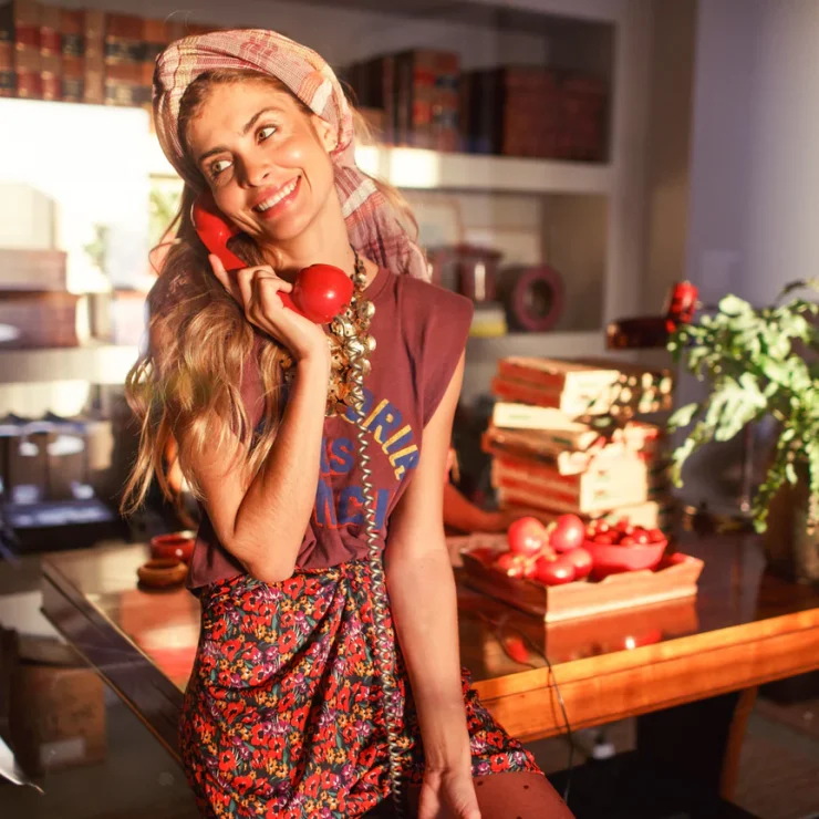 CAMISETA BURDEOS TRATTORIA SISTERS DEPARTMENT